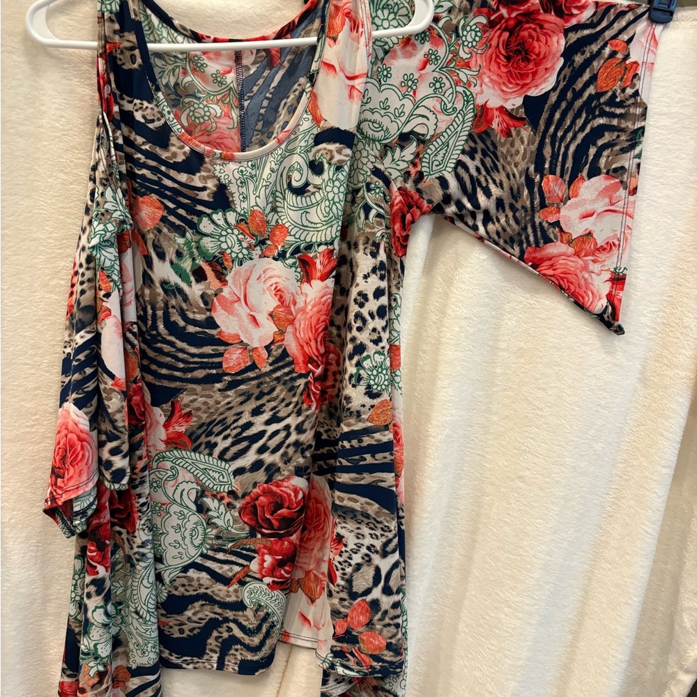 Floral and Animal Print Women's Top 2XL GUC
